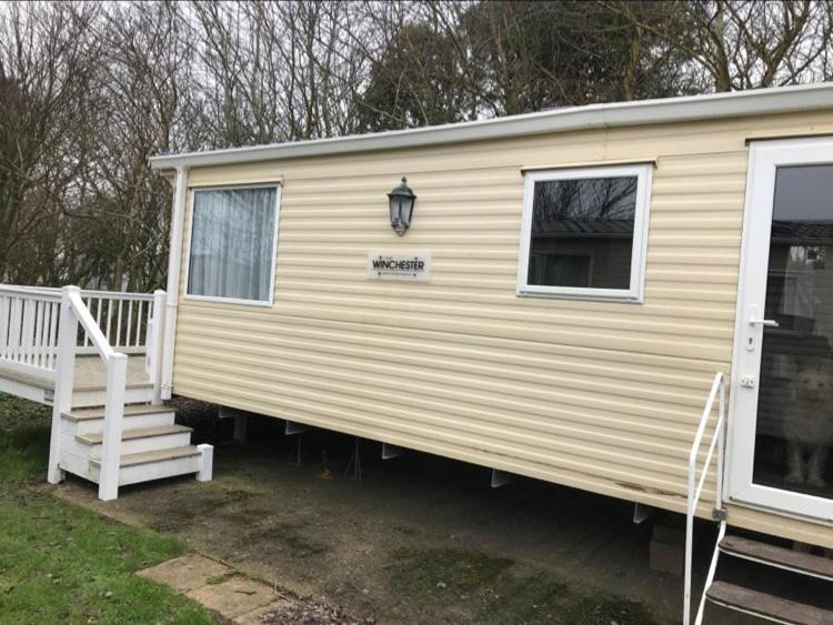 Hotel The Winchester Luxury Pet Friendly Caravan On Broadland Sands Holiday Park Between Lowestoft And Great Yarmouth Corton  Exterior foto