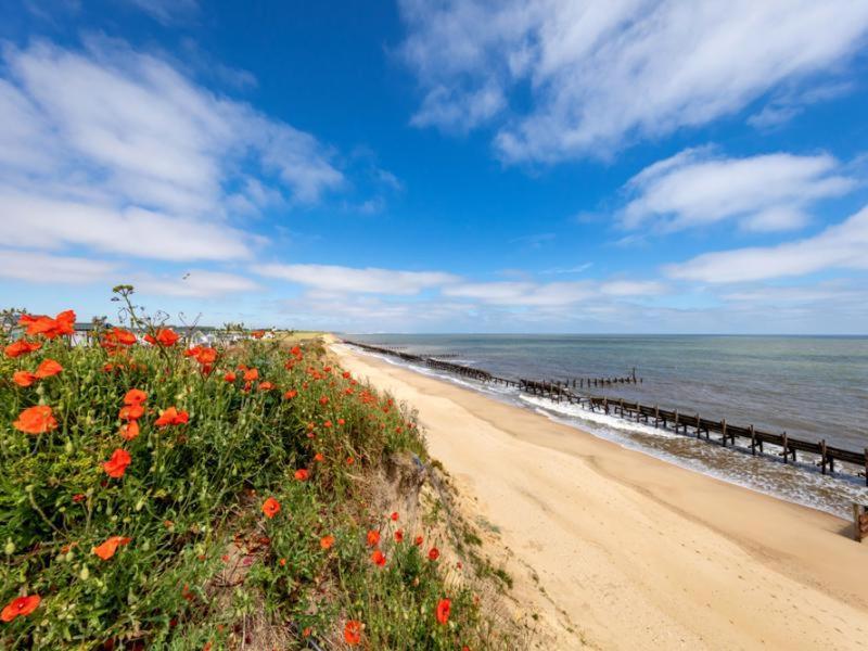 Hotel The Winchester Luxury Pet Friendly Caravan On Broadland Sands Holiday Park Between Lowestoft And Great Yarmouth Corton  Exterior foto